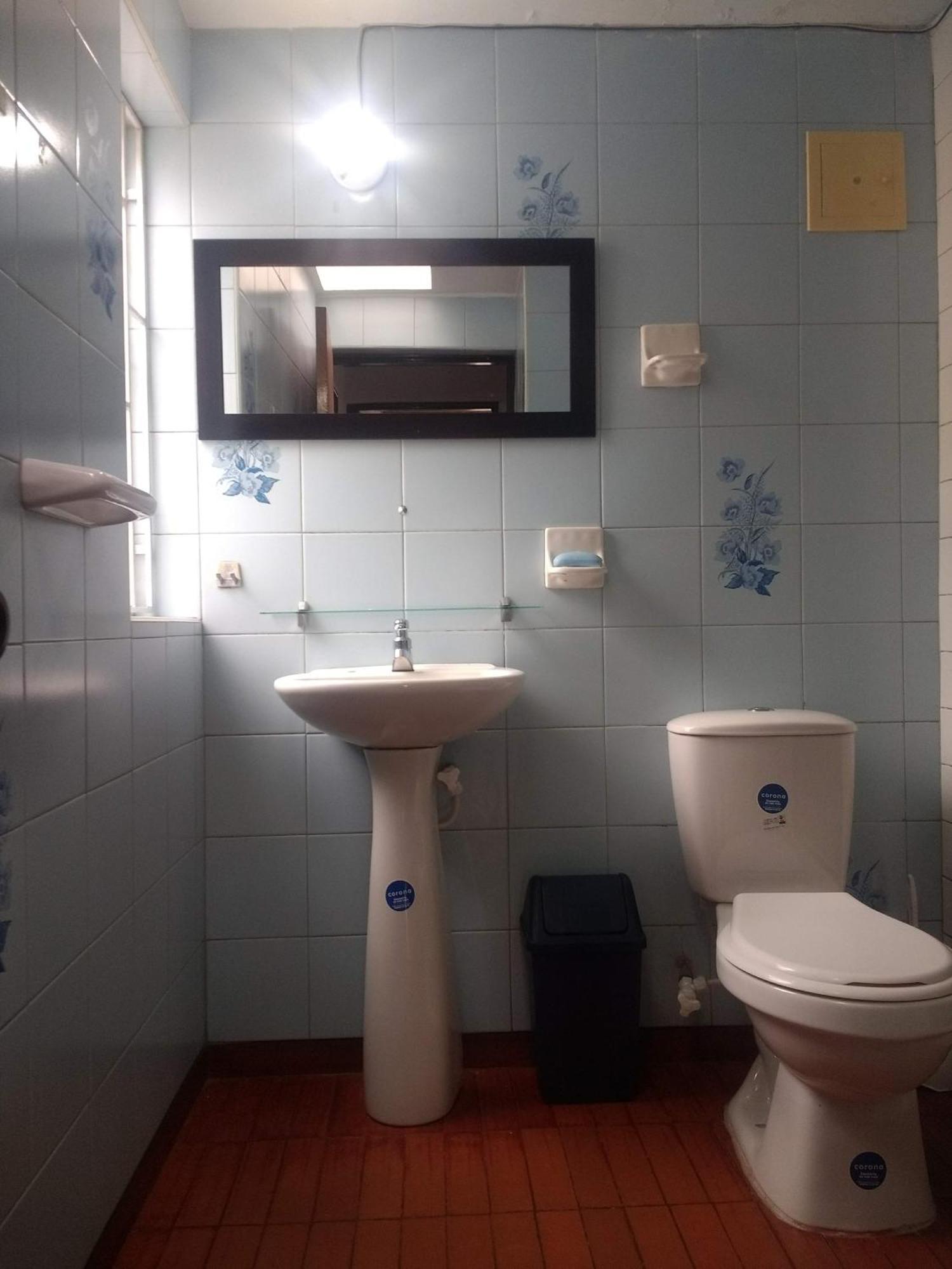 Hostal Norma101 โบโกตา ภายนอก รูปภาพ