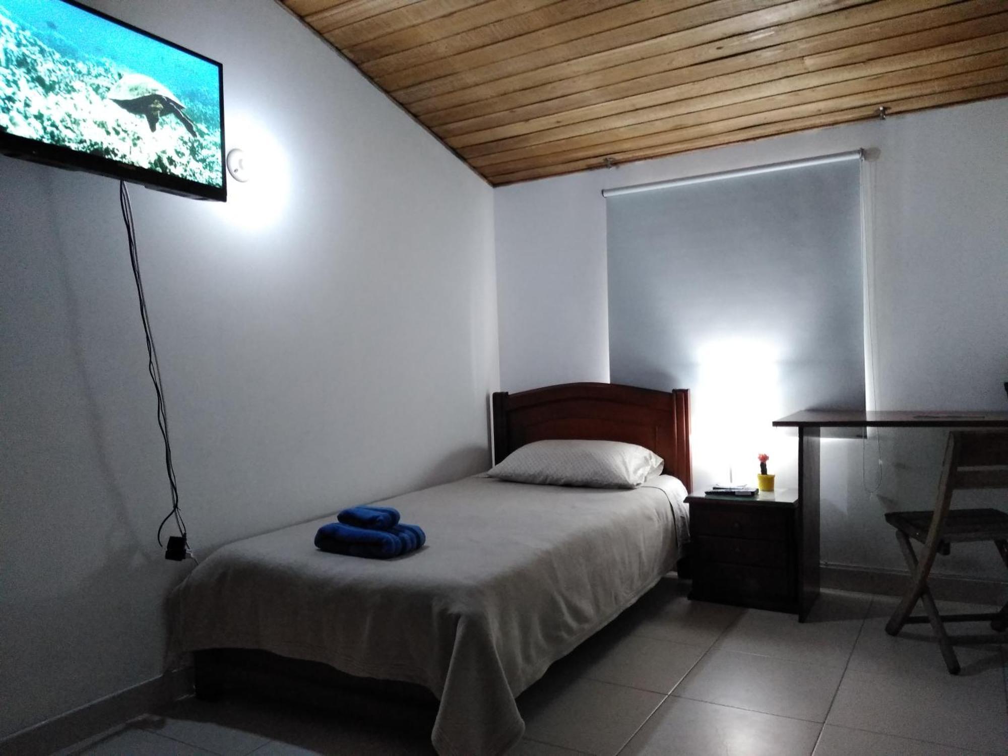 Hostal Norma101 โบโกตา ภายนอก รูปภาพ