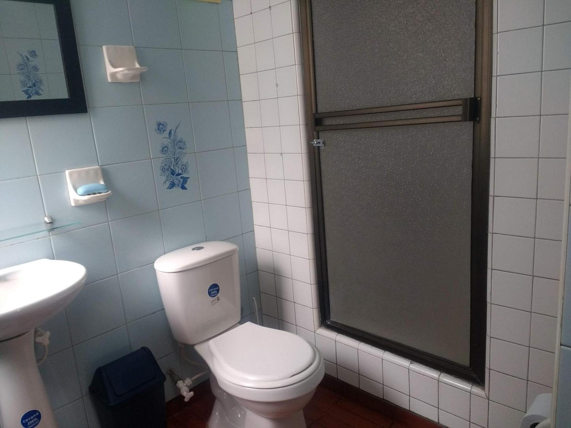 Hostal Norma101 โบโกตา ภายนอก รูปภาพ